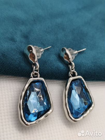 Серьги в стиле uno DE 50