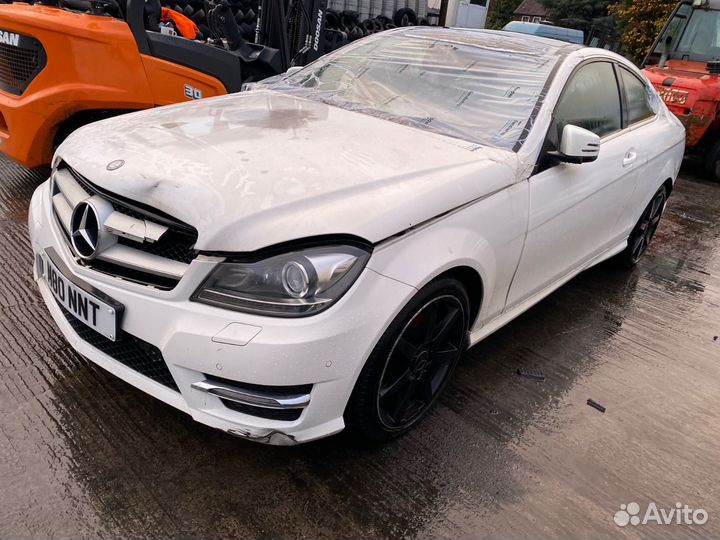 Разбор Mercedes W204 Coupe