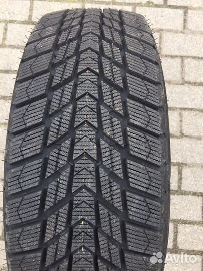 Nexen Winguard Ice Plus 195/65 R15