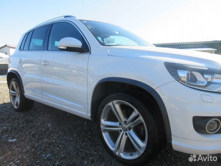 В разборе VW Tiguan (NF) 2.0 рест R-Line 2012г