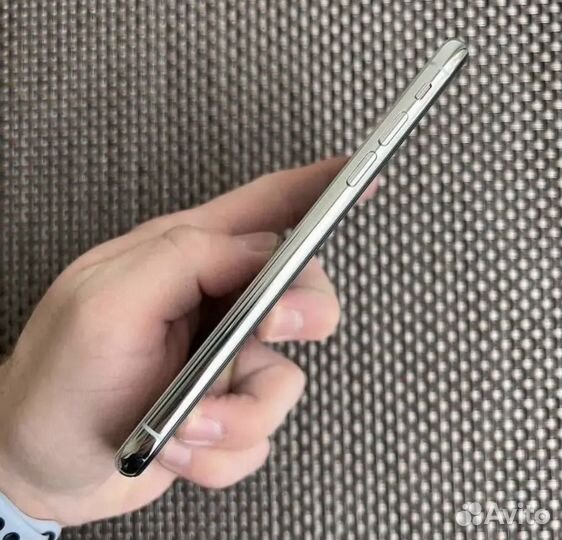 iPhone X, 64 ГБ