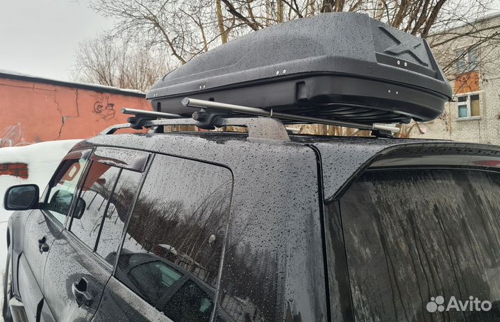 Автобокс на крышу автомобиля