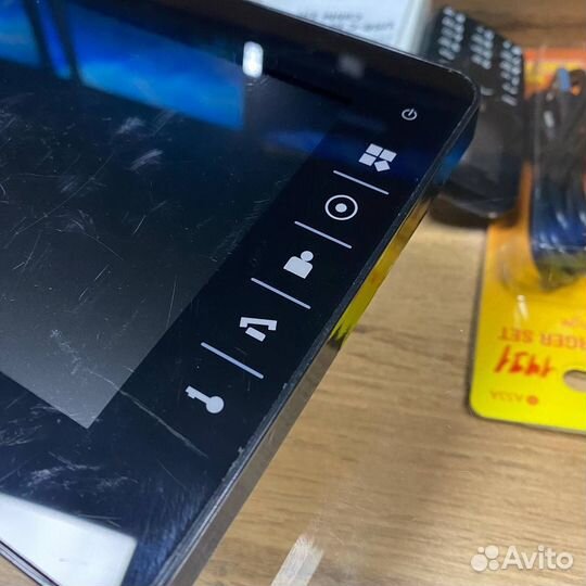 Монитор видеодомофона polyision