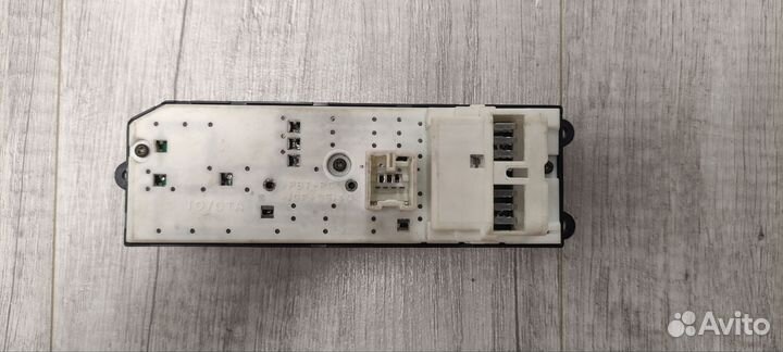 Блок управления с/п Toyota raum exz10 exz15 F/R