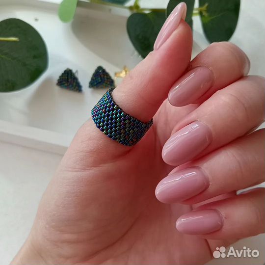 Кольца из японского бисера