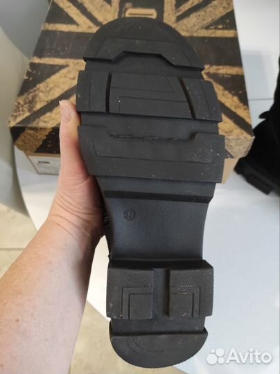 Зимние женские замшевые полусапожки