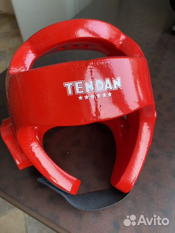 Шлем для тхэквондо, кикбоксинга