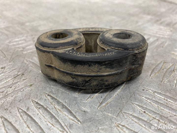 Б/У подушка глушителя (крепления, кронштейн