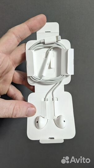 Наушники Apple EarPods Lightning