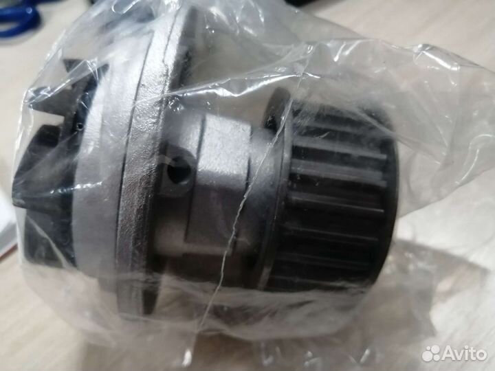 Насос водяной Citroen c5
