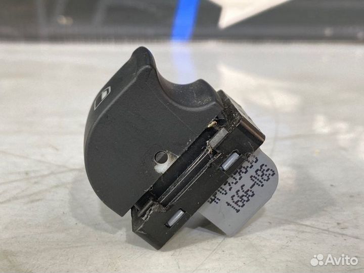 Кнопка стеклоподъемника Audi A6 Allroad C6 AUK