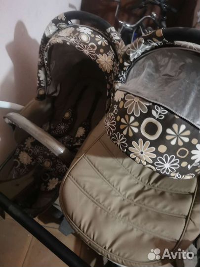 Коляска для погодок