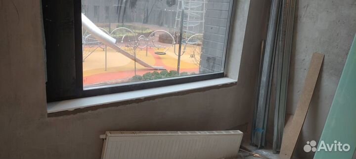 Подоконник из искусственного камня, откос из камня