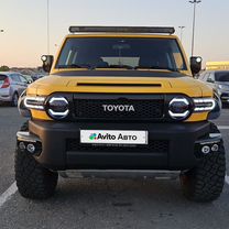 Toyota FJ Cruiser 4.0 AT, 2006, 175 000 км, с пробегом, цена 3 600 000 руб.