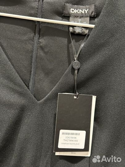 Платье dkny с расклешенными рукавами со сборкой