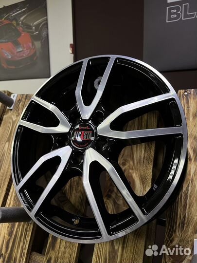 Alcasta 6,5x16/5x114,3 ET46 D67,1 M57 BKF