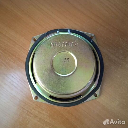 Сабвуферный динамик Microlab