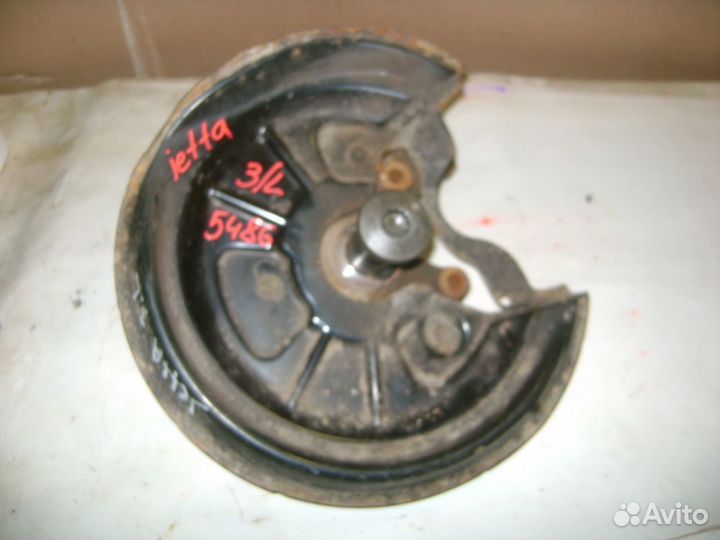 Кулак поворотный З/Л VW Jetta 5