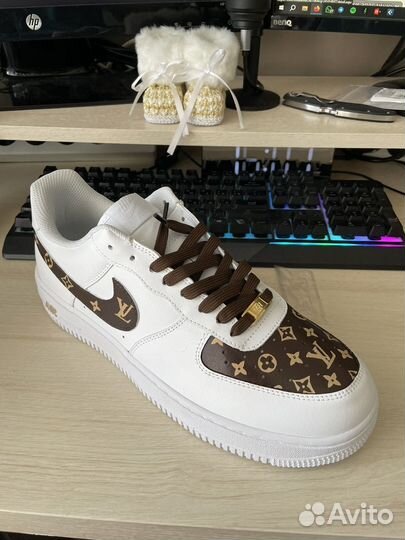 Кроссовки Nike Air Force 1 кастом Louis Vuitton