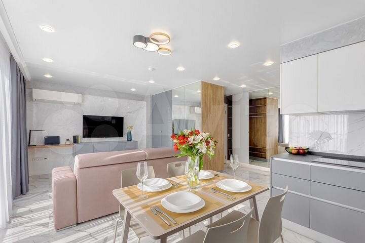 Квартира-студия, 42 м², 6/6 эт.