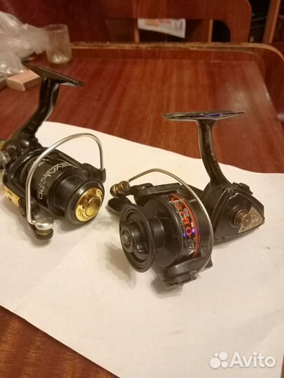 Две спининговые катушки