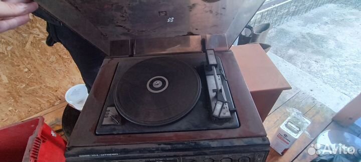 Проигрыватель винила вега104