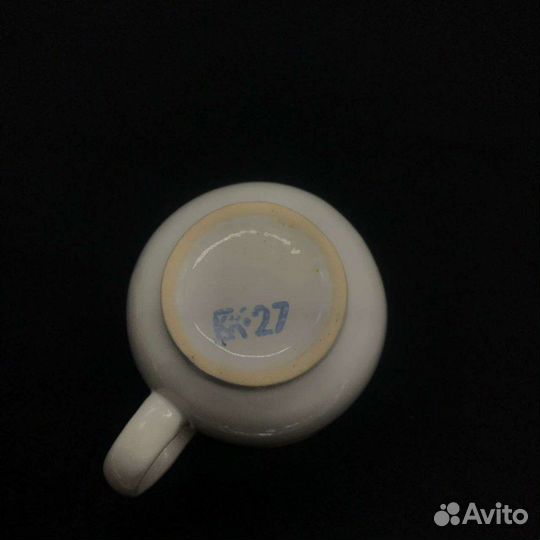 Кувшин с кружкой и вазочка