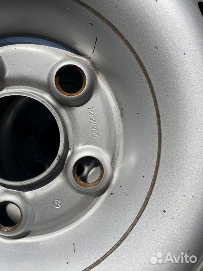 Диски на Volkswagen Transporter r 16