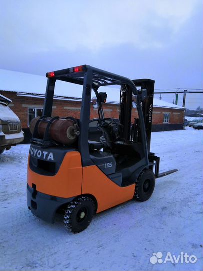 Вилочный погрузчик Toyota 8FG15, 2014