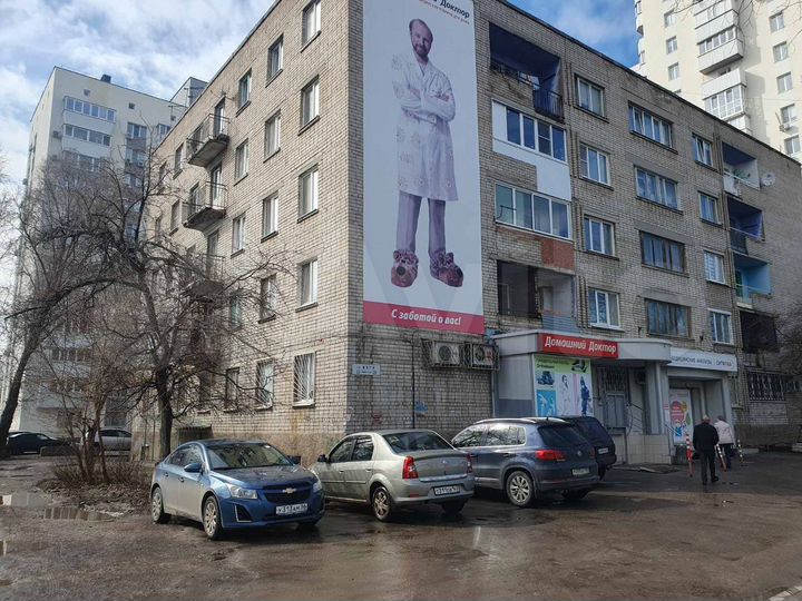 Комната 25 м² в 4-к., 4/5 эт.