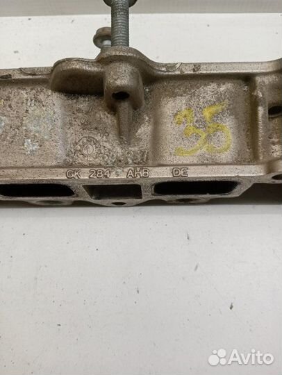 Коллектор впускной Volkswagen Passat B7 седан сaxa