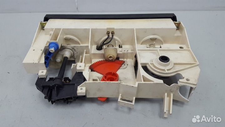 Блок управления климатом печкой отопителем Audi