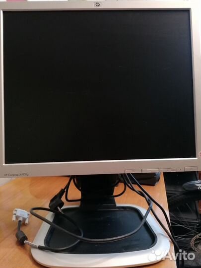 ЖК монитор 19