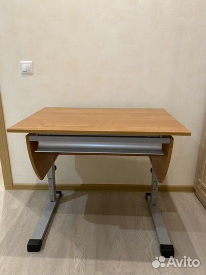 Растущая парта и стул бу