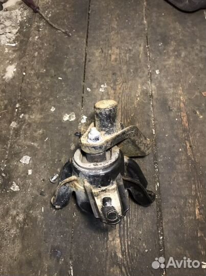 Гидроопора двигателя Kia Rio 3