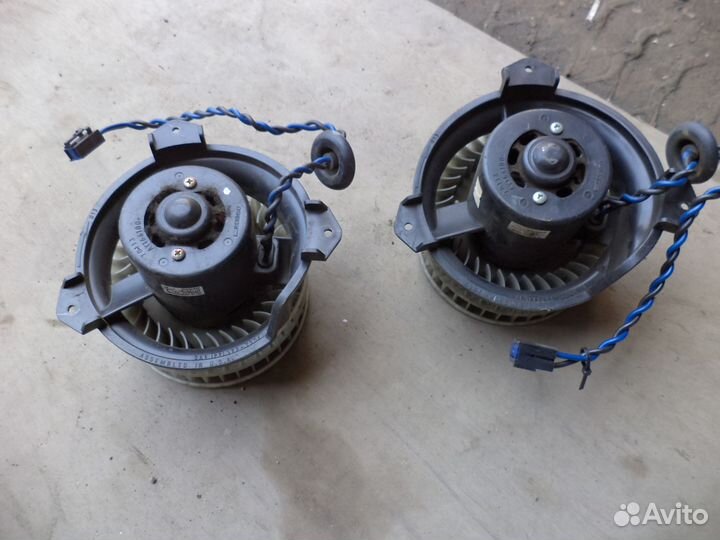 Моторчик печки Voyager IV Caravan 2004-2007