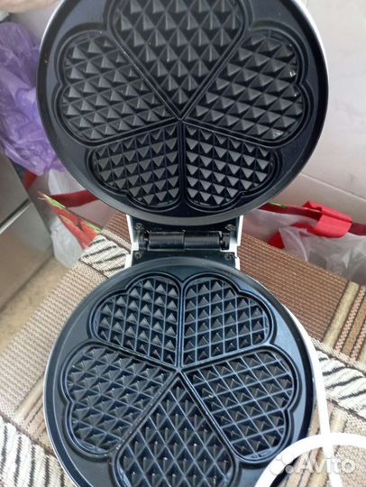 Электрическая вафельница