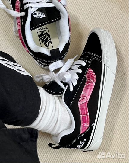 Кеды Vans Knu Skool x Peaches