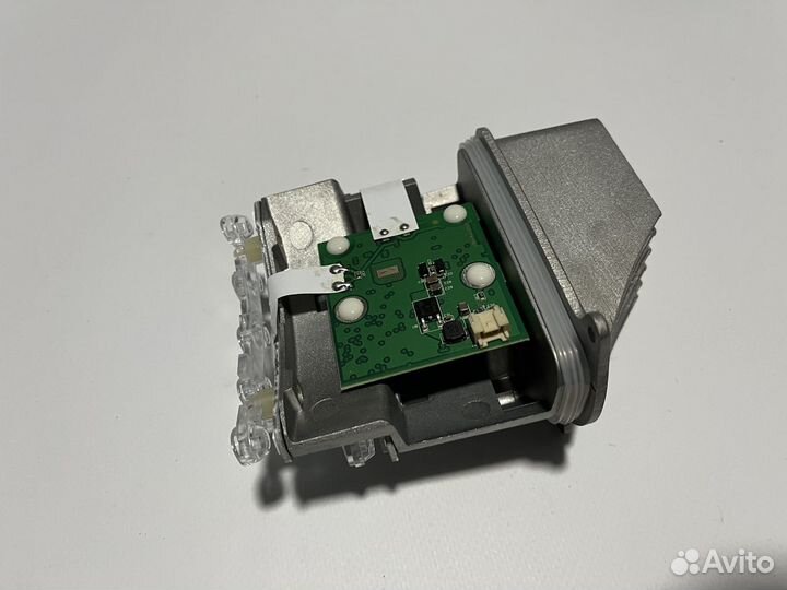 Блок управления поворотником правой фары BMW E90