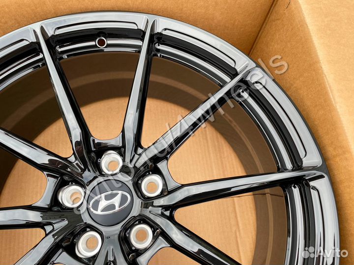 Кованые диски Hyundai Santa Fe R19 наличие