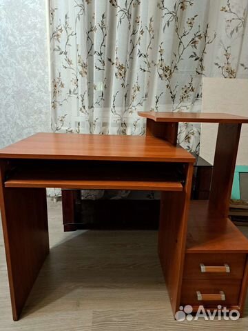 Компьютерный стол