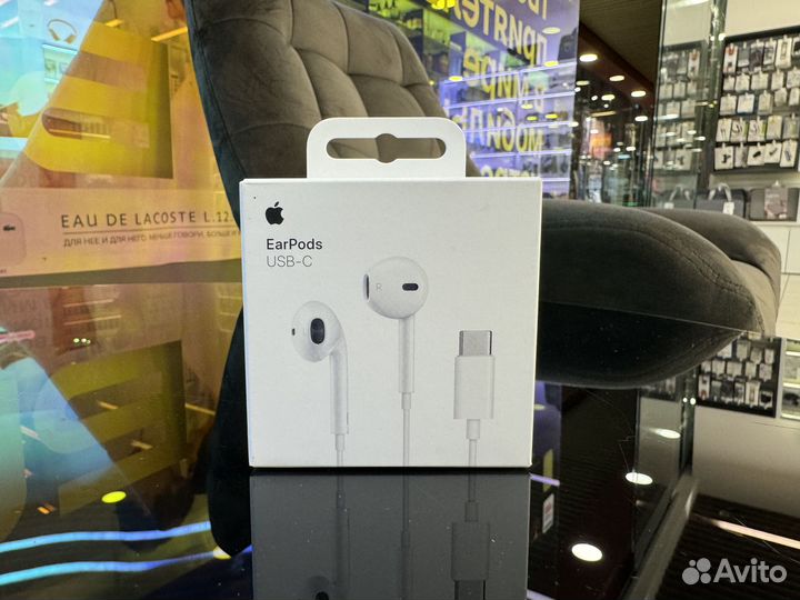 Наушники Apple EarPods Type-C