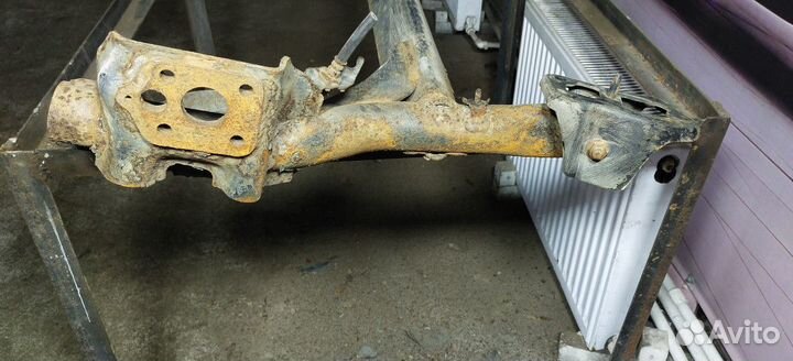 Балка задняя Chevrolet Aveo T250