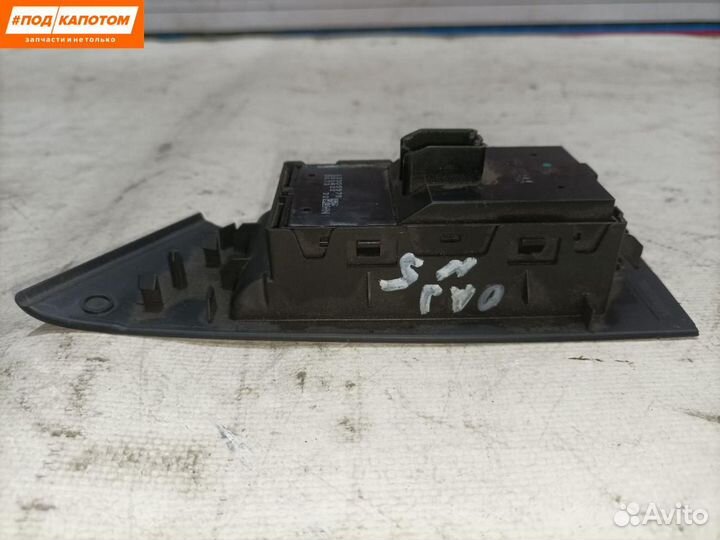 Блок управления стеклоподъемниками Opel Astra J