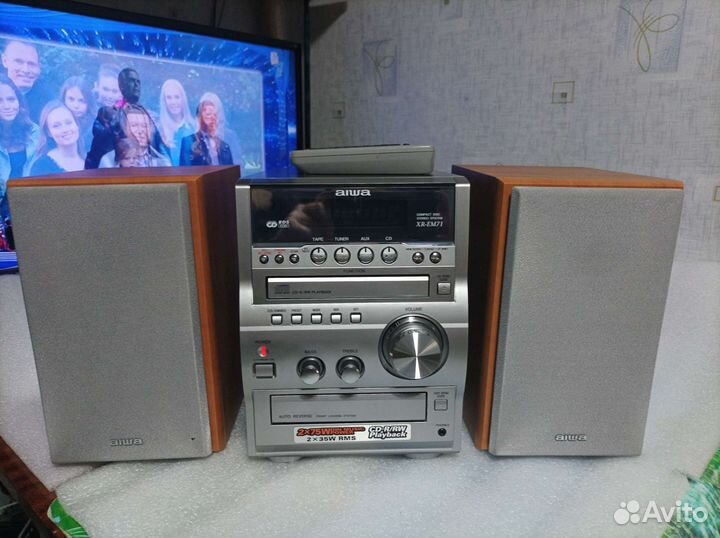 Aiwa XR—EM71 c Bluetooth