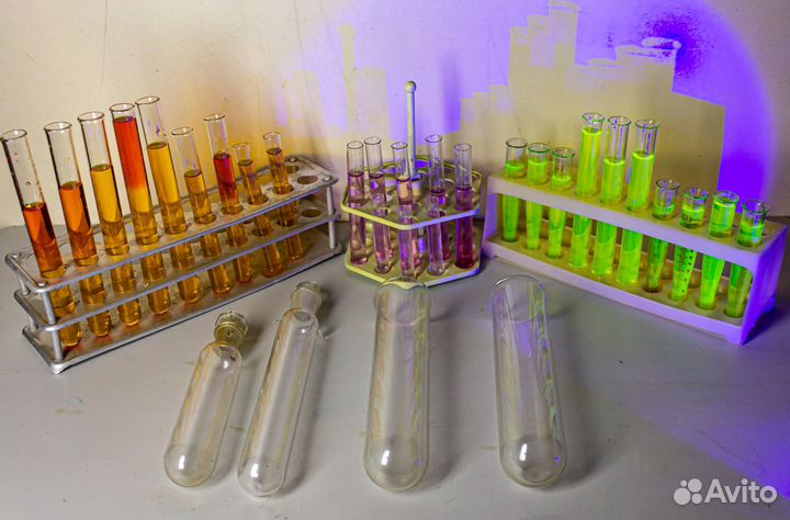 Лабораторная (химическая) посуда в ассортименте