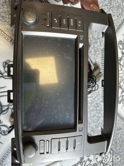 Штатная магнитола Toyota Land Cruiser 100