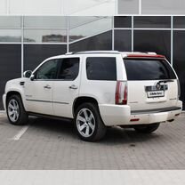 Cadillac Escalade 6.2 AT, 2013, 247 276 км, с пробегом, цена 2 190 000 руб.