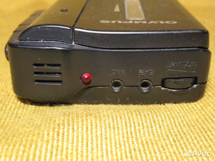 Диктофон Olympus кассетный Полностью рабочий