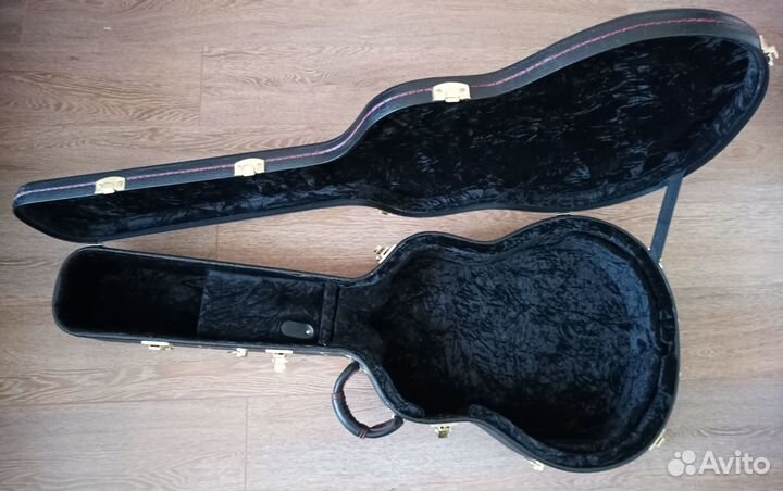 Кейс для полуакустической гитары